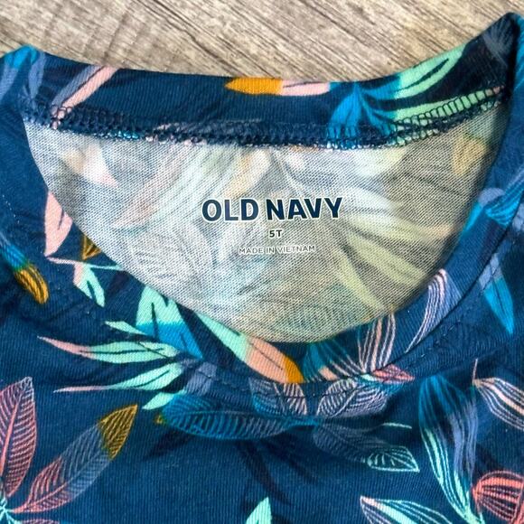 Old Navy Floral Leaf T Shirt & Light Wash Adjustable Skirt Girls 5t Outfit Set - Picture 3 of 9